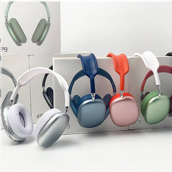 P9 Wireless Bluetooth Headphones, 400mAh Battery, Comfortable Ear Cushions, Bluetooth 5.0Normal ProductFlexora Gadgets